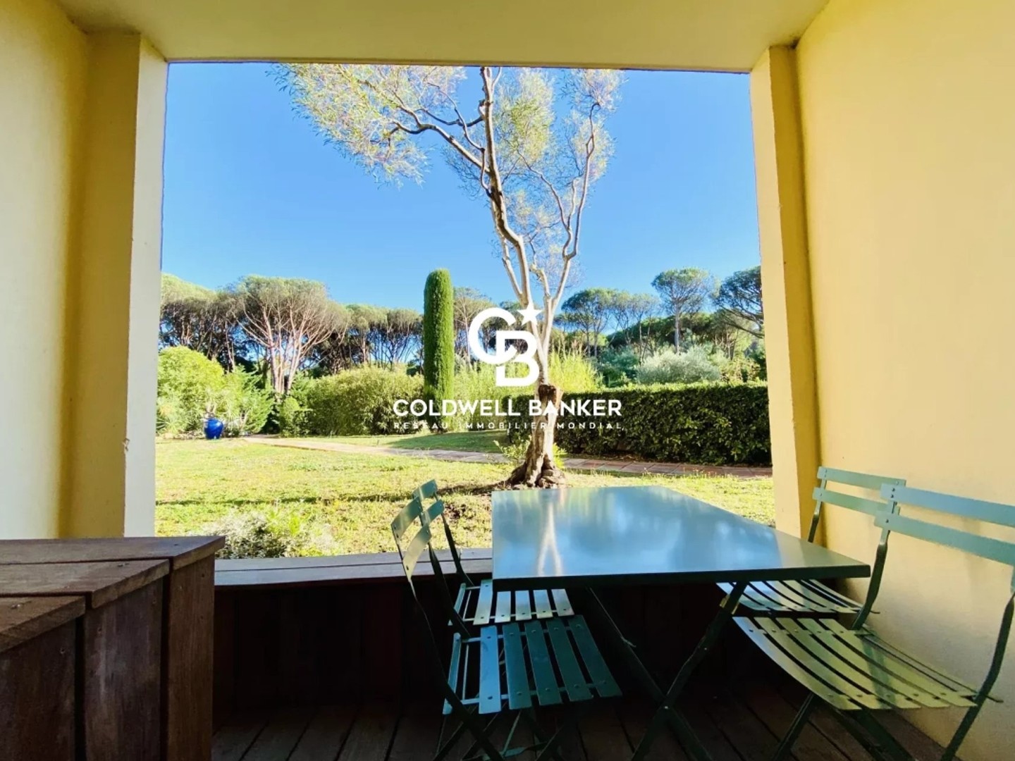 Bel appartement de charme rénové avec piscine à Gassin