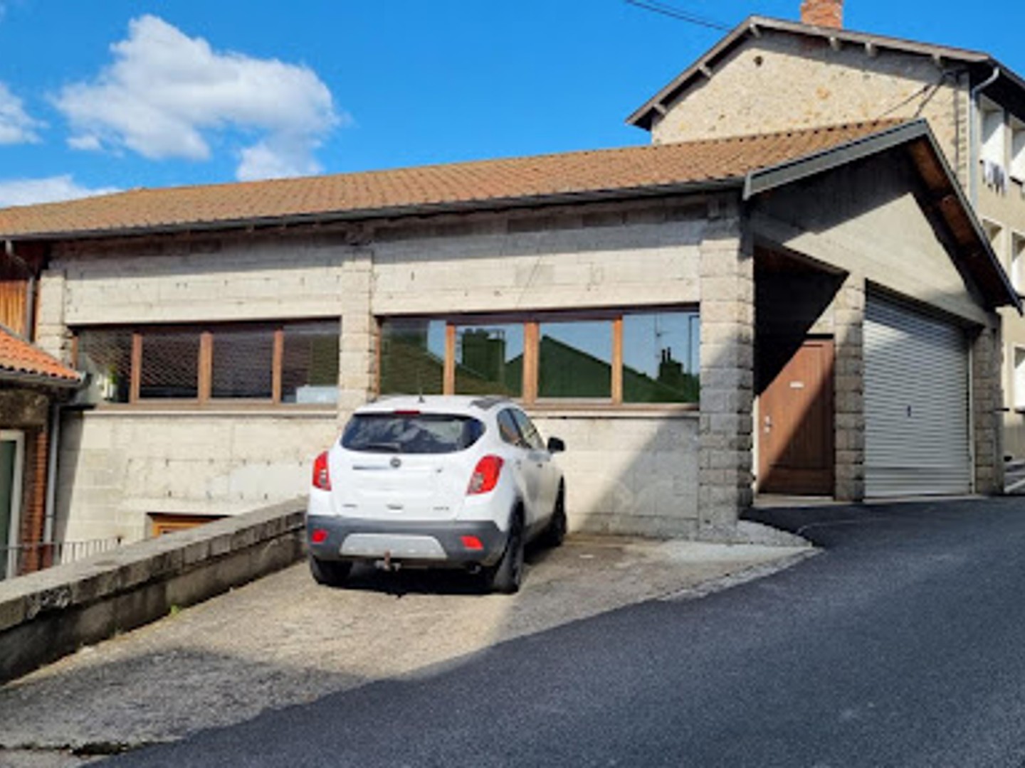 Local commercial 6 pièces 500 m²