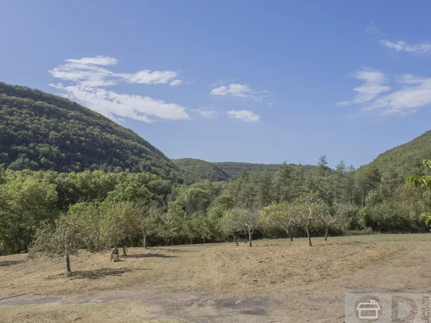 Maison à vendre - 9 pièces - 293m2 - Saint-Antonin-Nob... (82140)