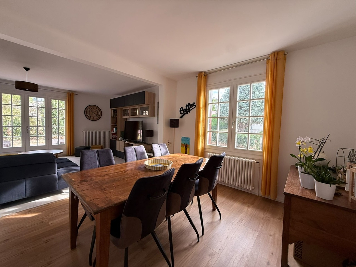 Terrain en individuel 836 m²