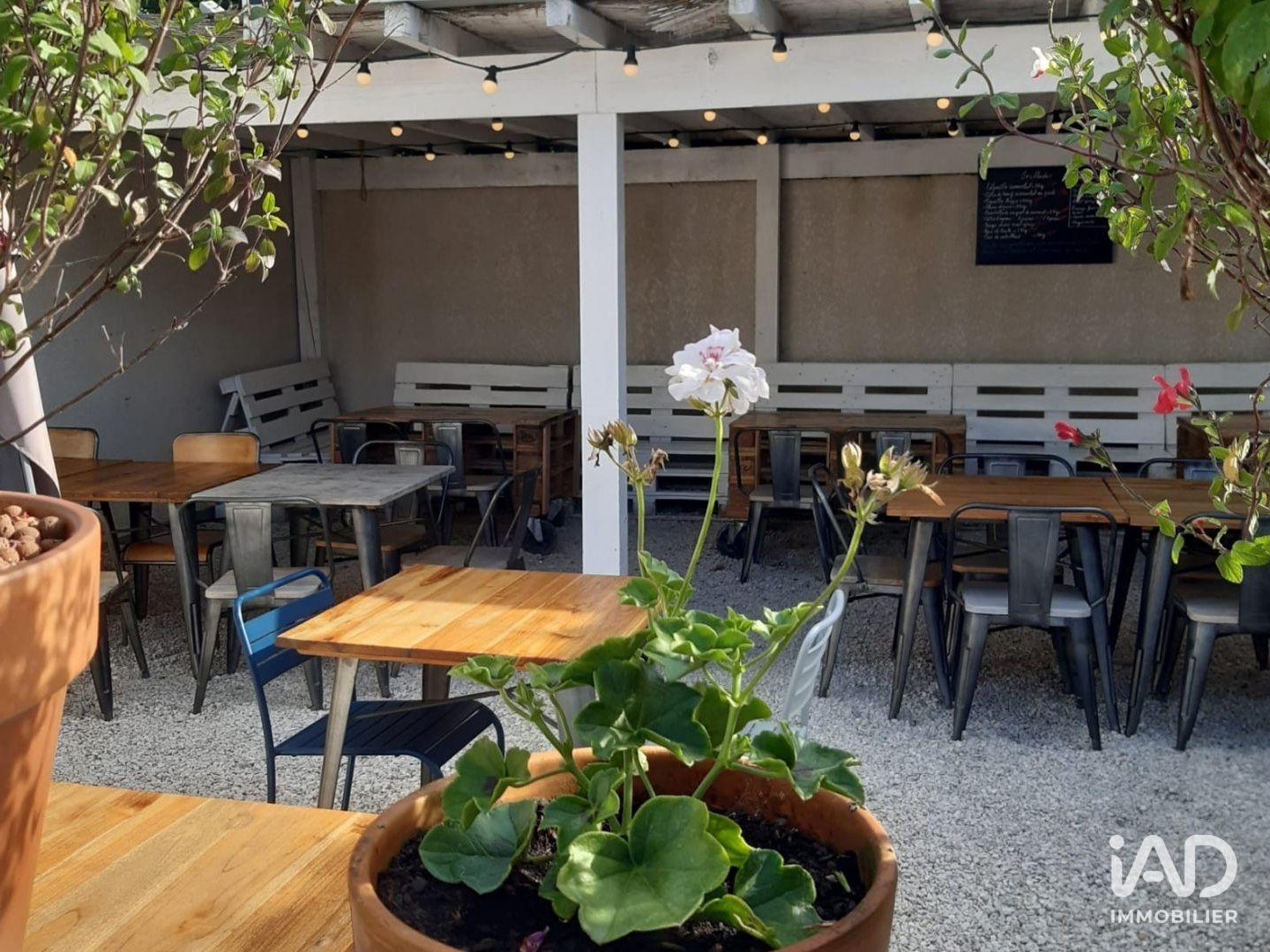 Fonds de commerce 110 m²