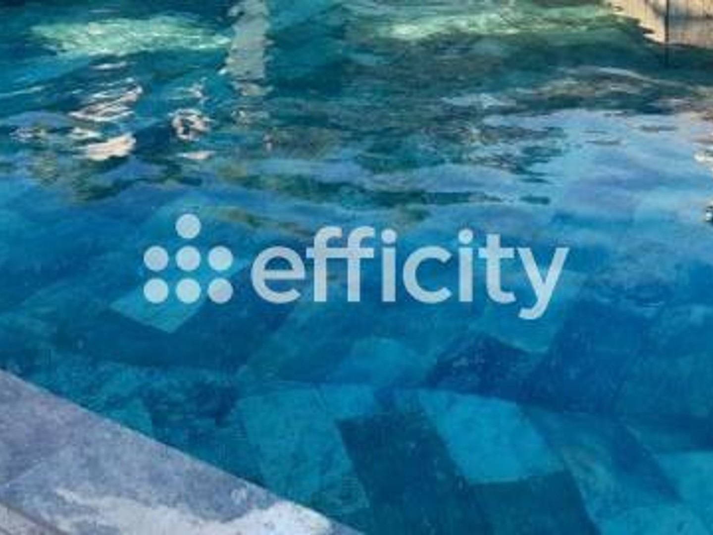 Local commercial 1100 m²