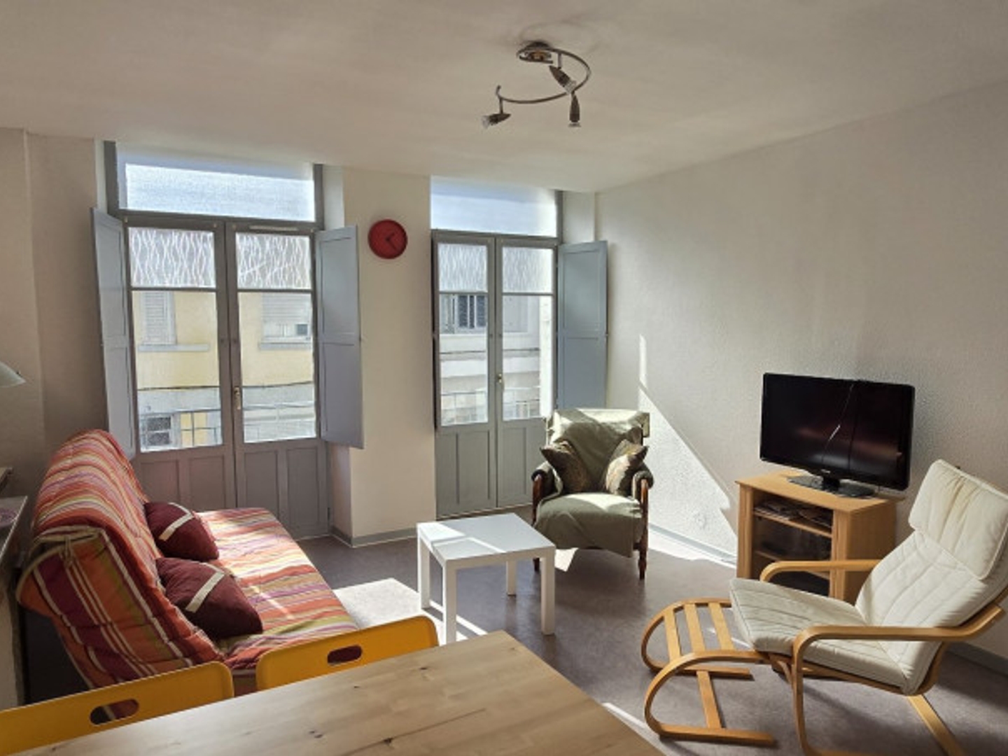 Appartement 2 pièces 75 m²