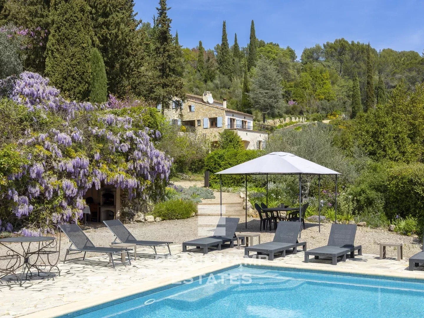 EXCLUSIVITÉ - Domaine privé 9 chambres avec accès rivière - Fayence