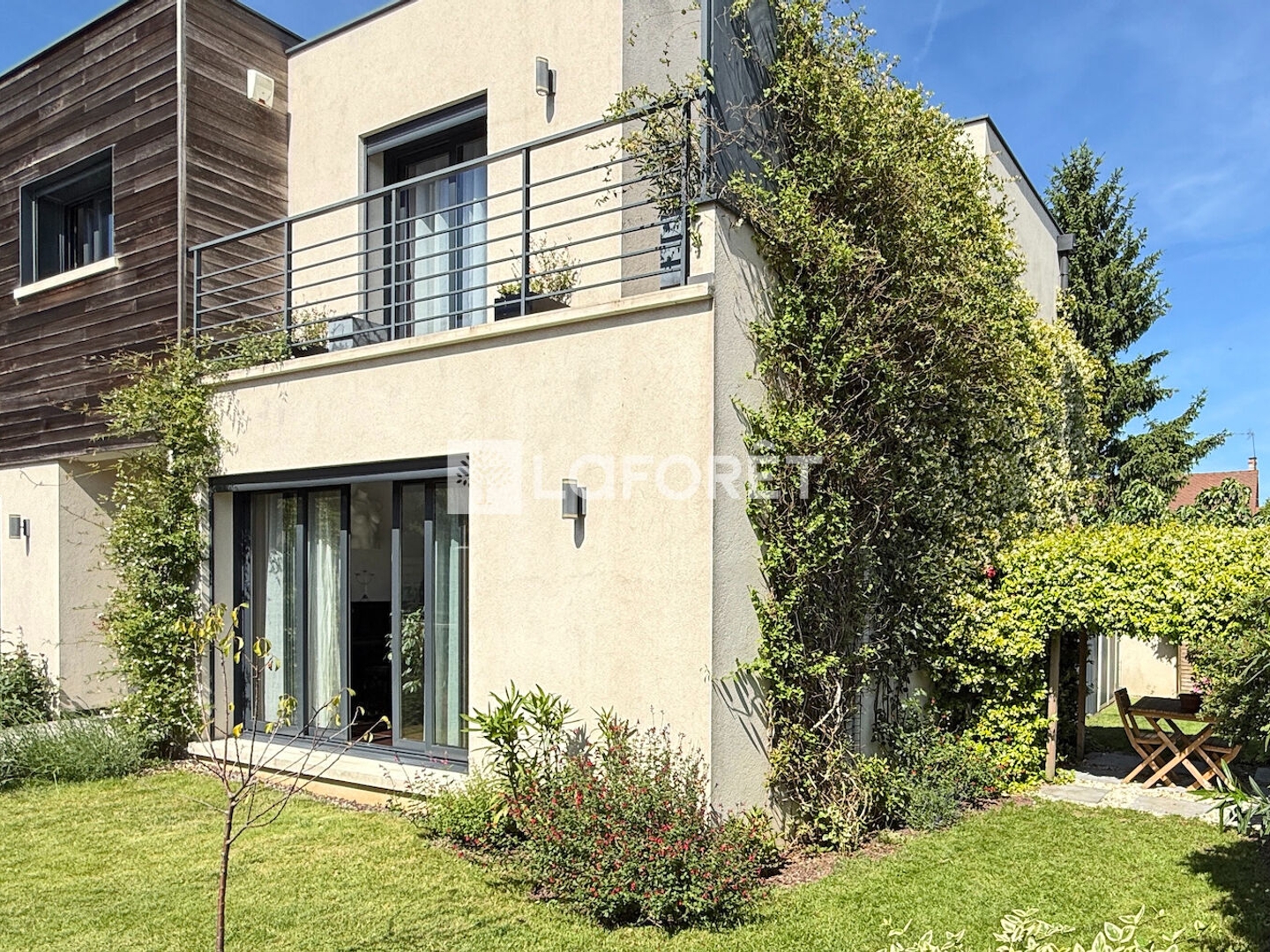 Maison 6 pièces 144 m²