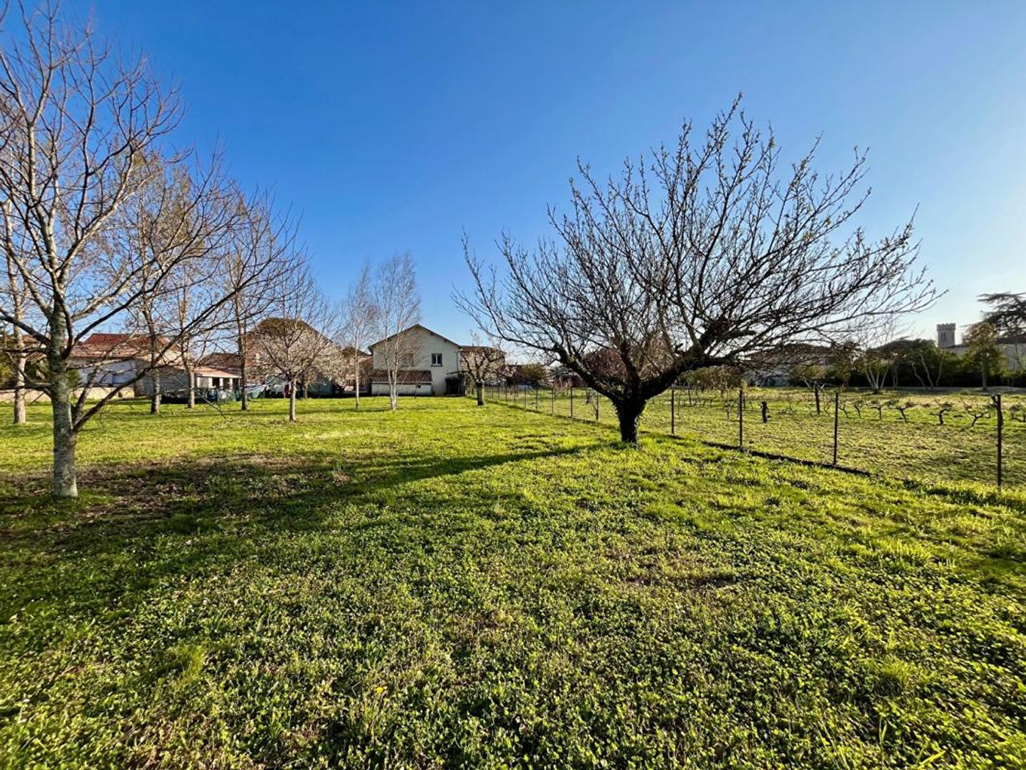Immeuble à vendre - 6 pièces - 160m2 - Colayrac-Saint-Cirq (47450)