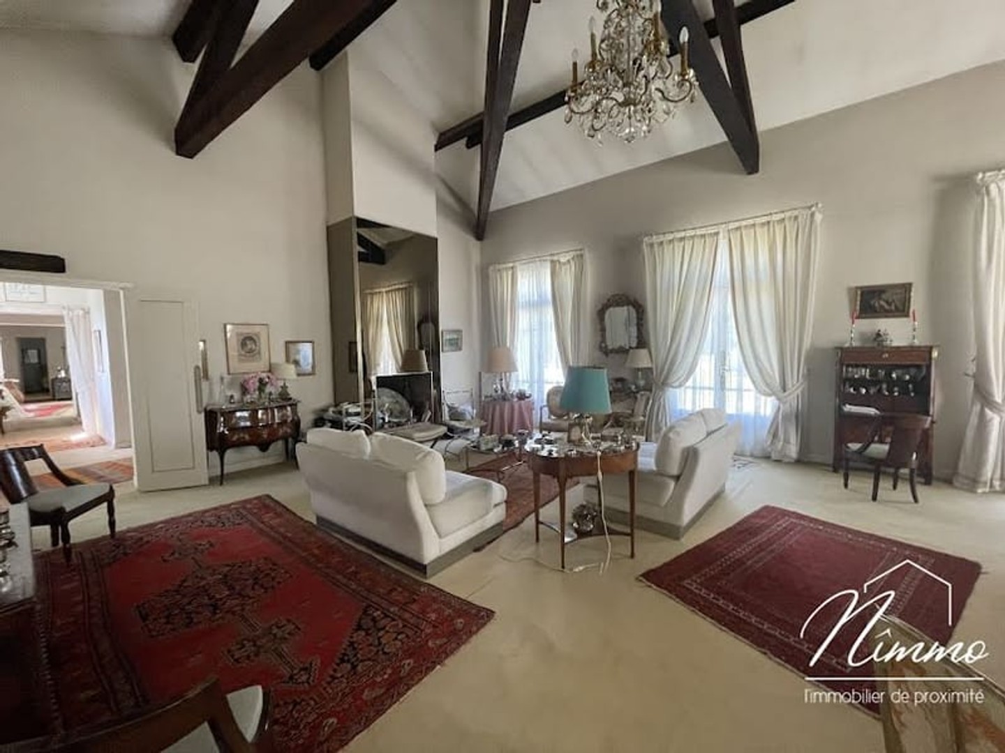 Maison 6 pièces 256 m²