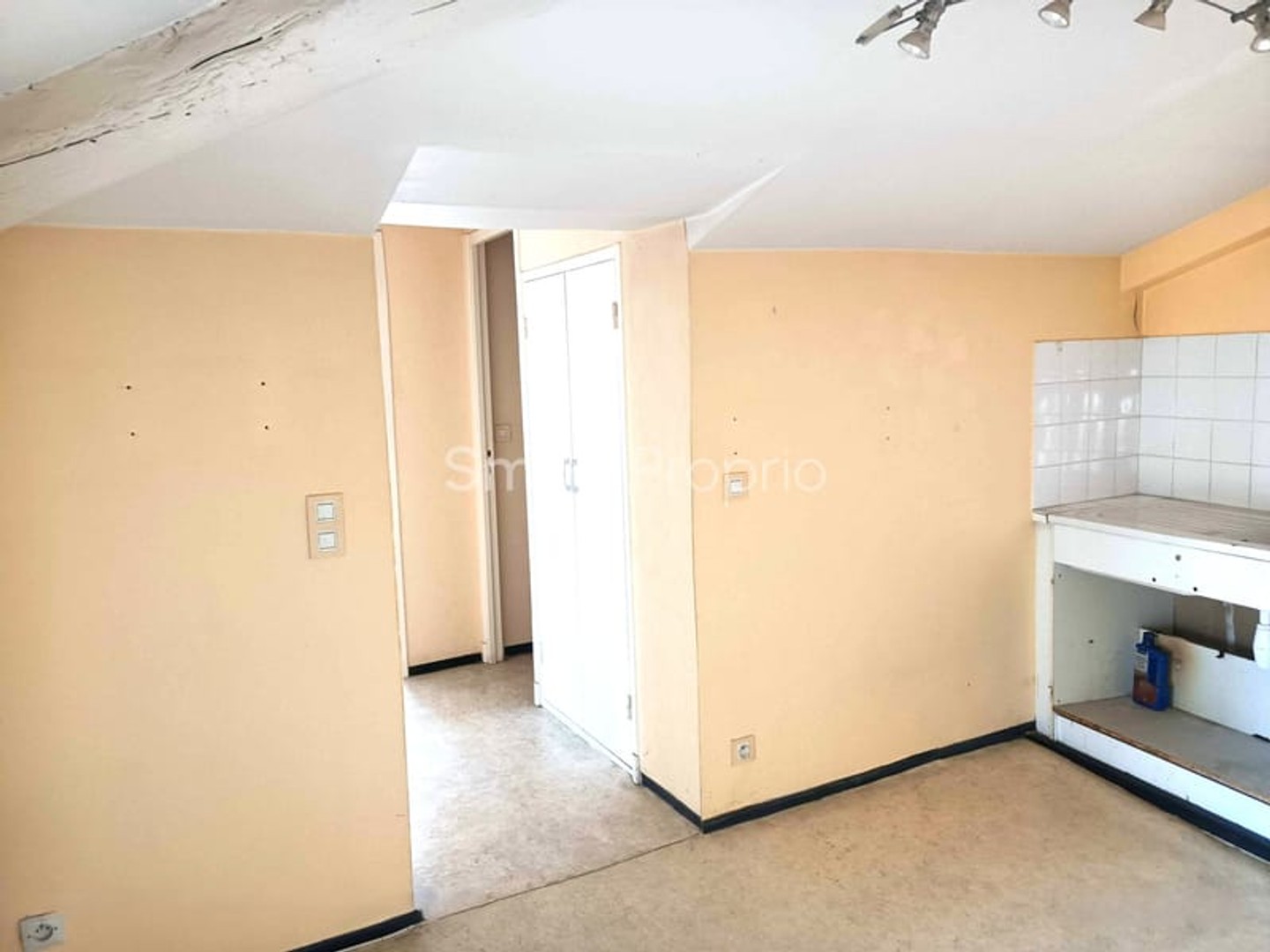 MONTELIMAR CENTRE 26200 - Appartement T2 de 45 m2 - Idéal investisseur - Forte rentabilité -