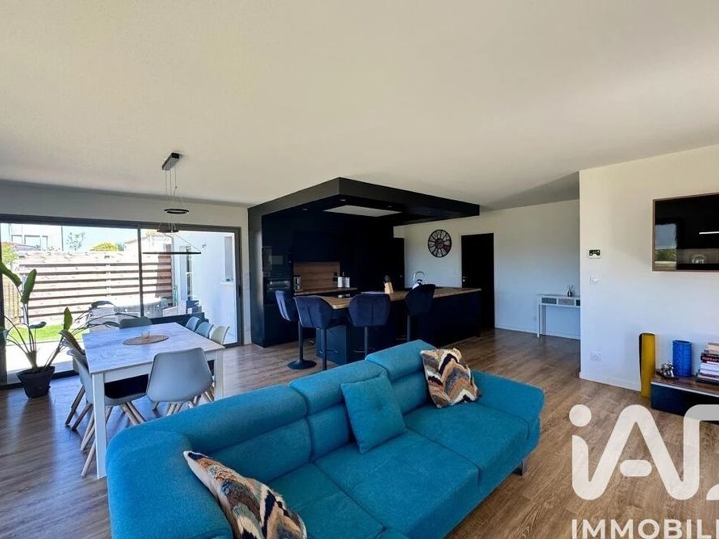 Maison à vendre - 5 pièces - 107m2 - Boutiers-Saint-Tr... (16100)