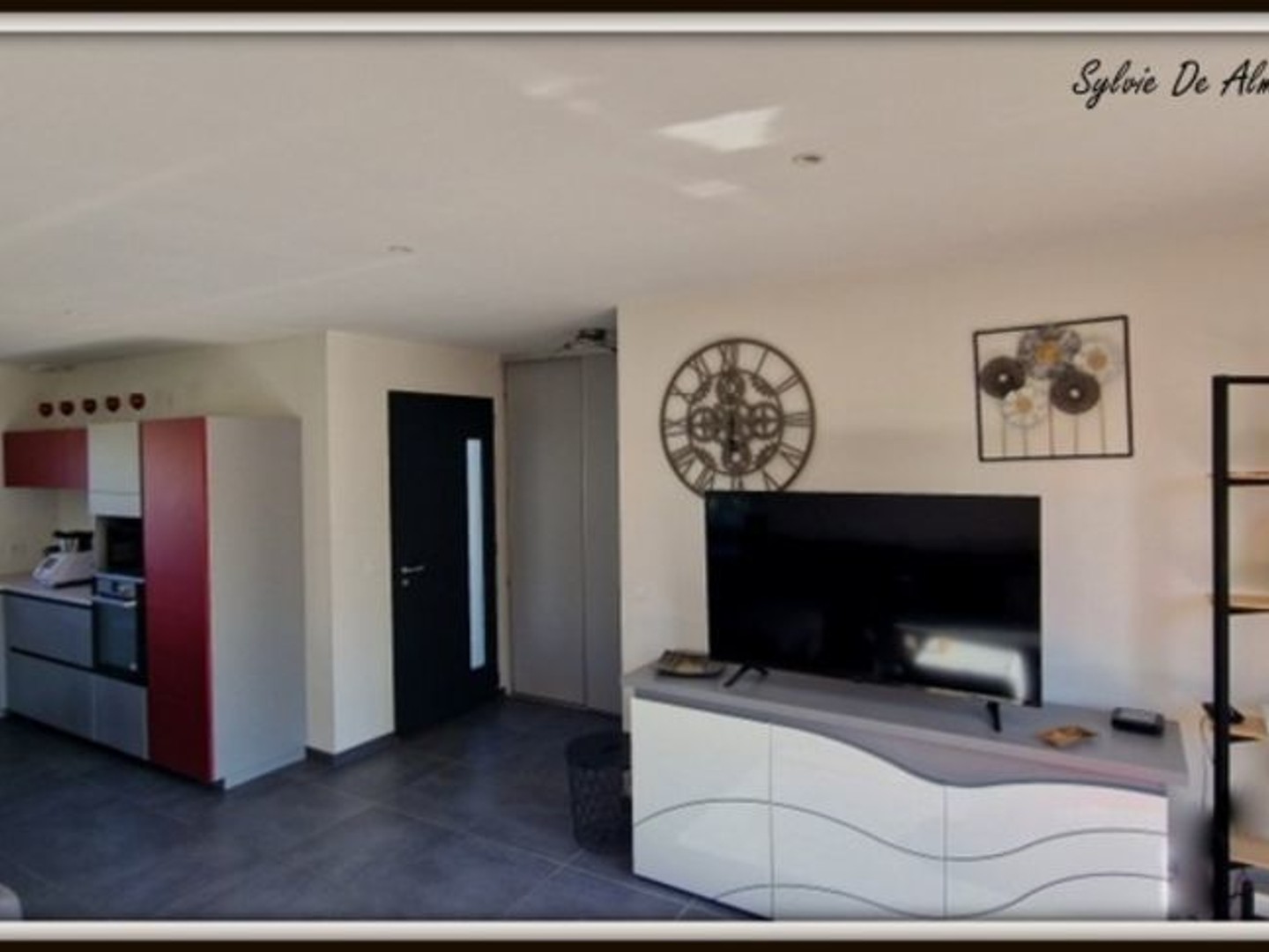 Maison plain-pied à vendre 6 pièces 5 chambres BAGE LA VILLE DOMMARTIN (01)141 m² garage