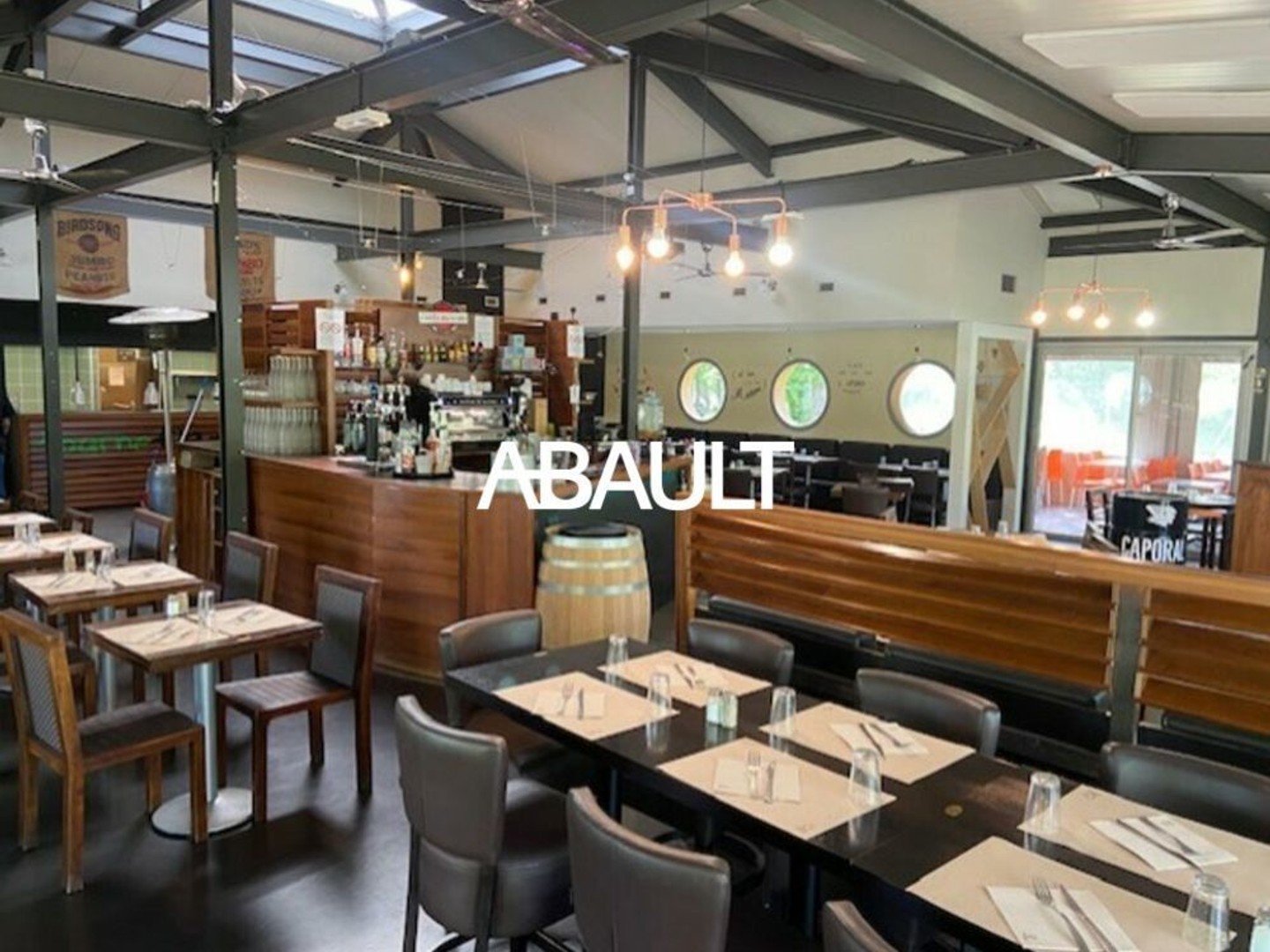 FONDS DE COMMERCE à CEDER