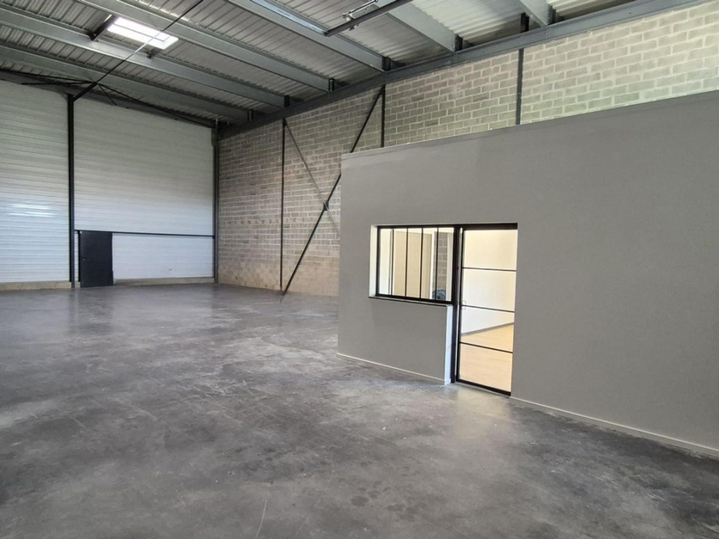 Location Boutique/Local commercial 235 m²