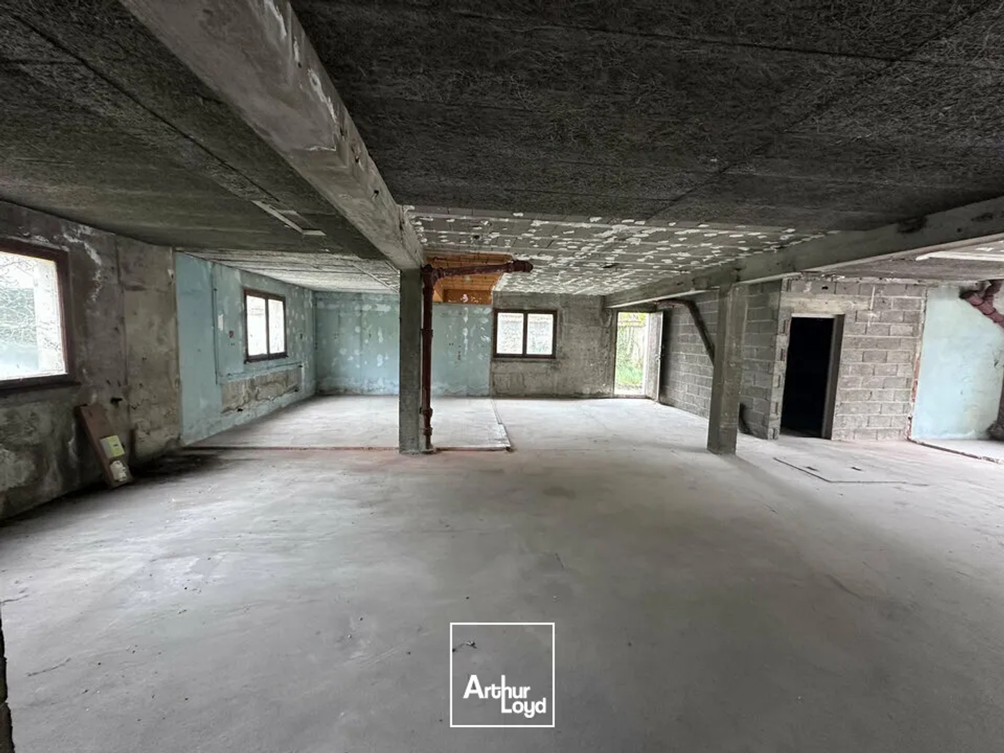 Locaux à vendre - 148m2 - Cormontreuil (51350)