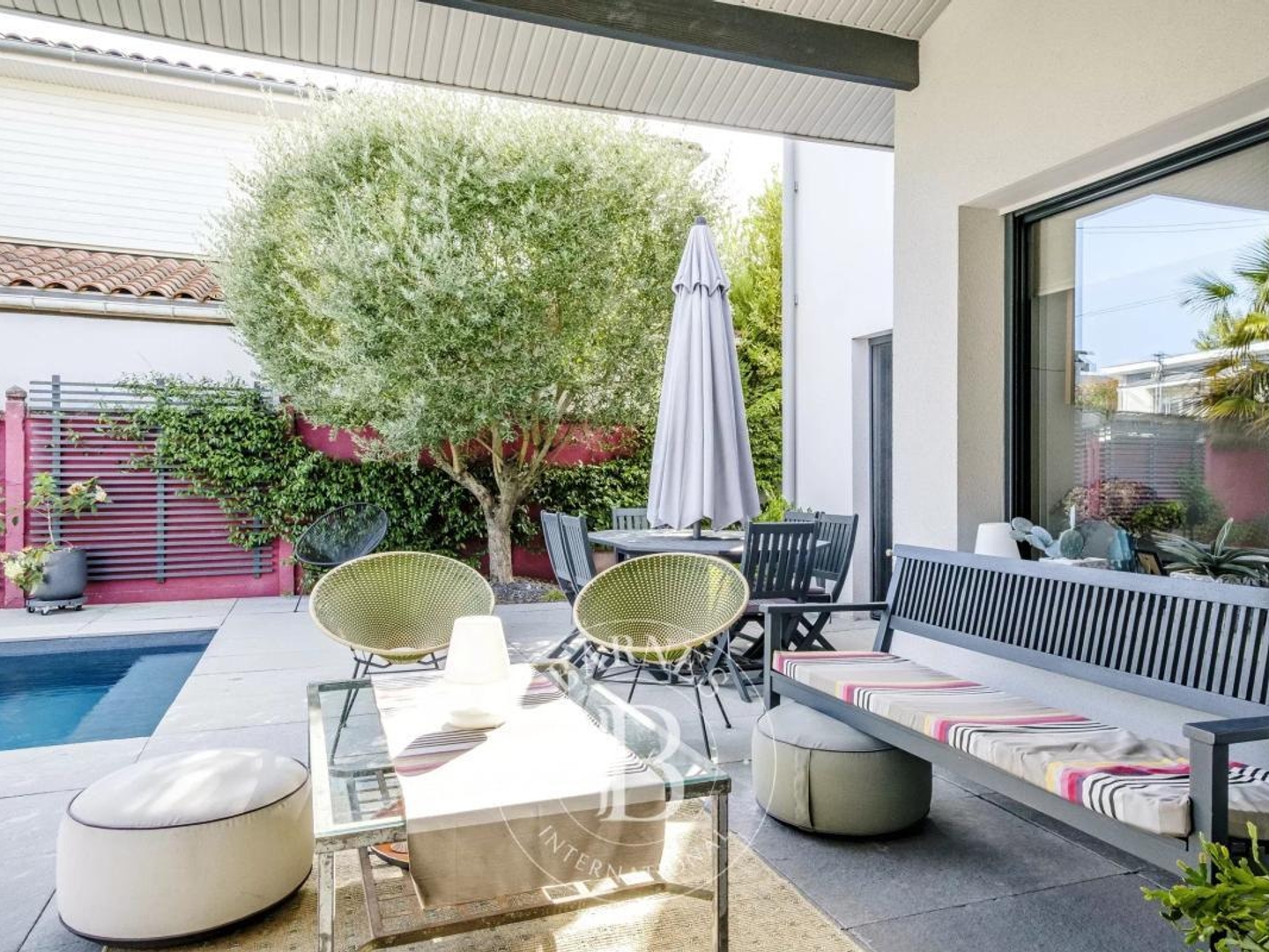 Maison à vendre - 7 pièces - 190m2 - Bordeaux (33200)