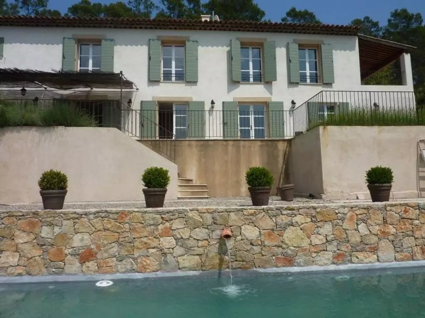Maison à vendre - 300m2 - Lorgues (83510)