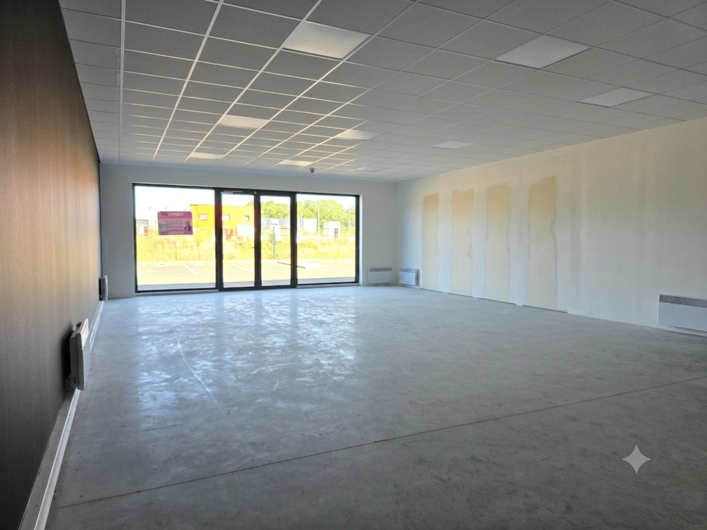 Locaux à vendre - 90m2 - La Ville-Aux-Dames (37700)