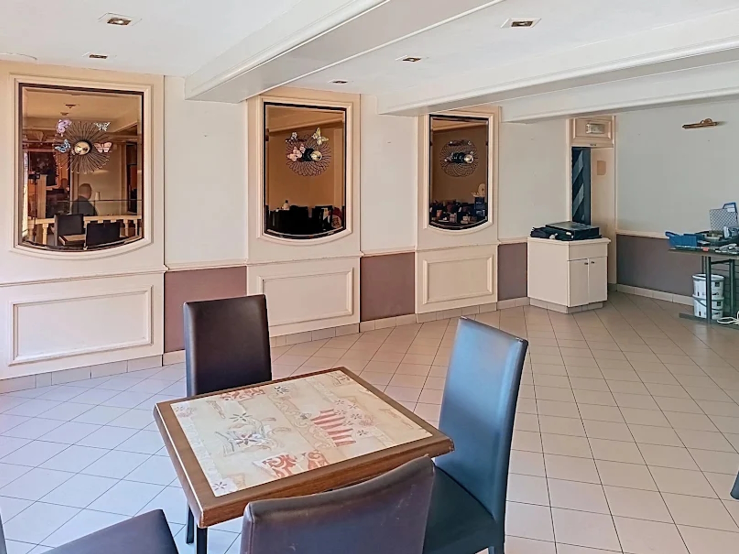 Magasin à vendre - 8 pièces - 320m2 - Pont-Audemer (27500)
