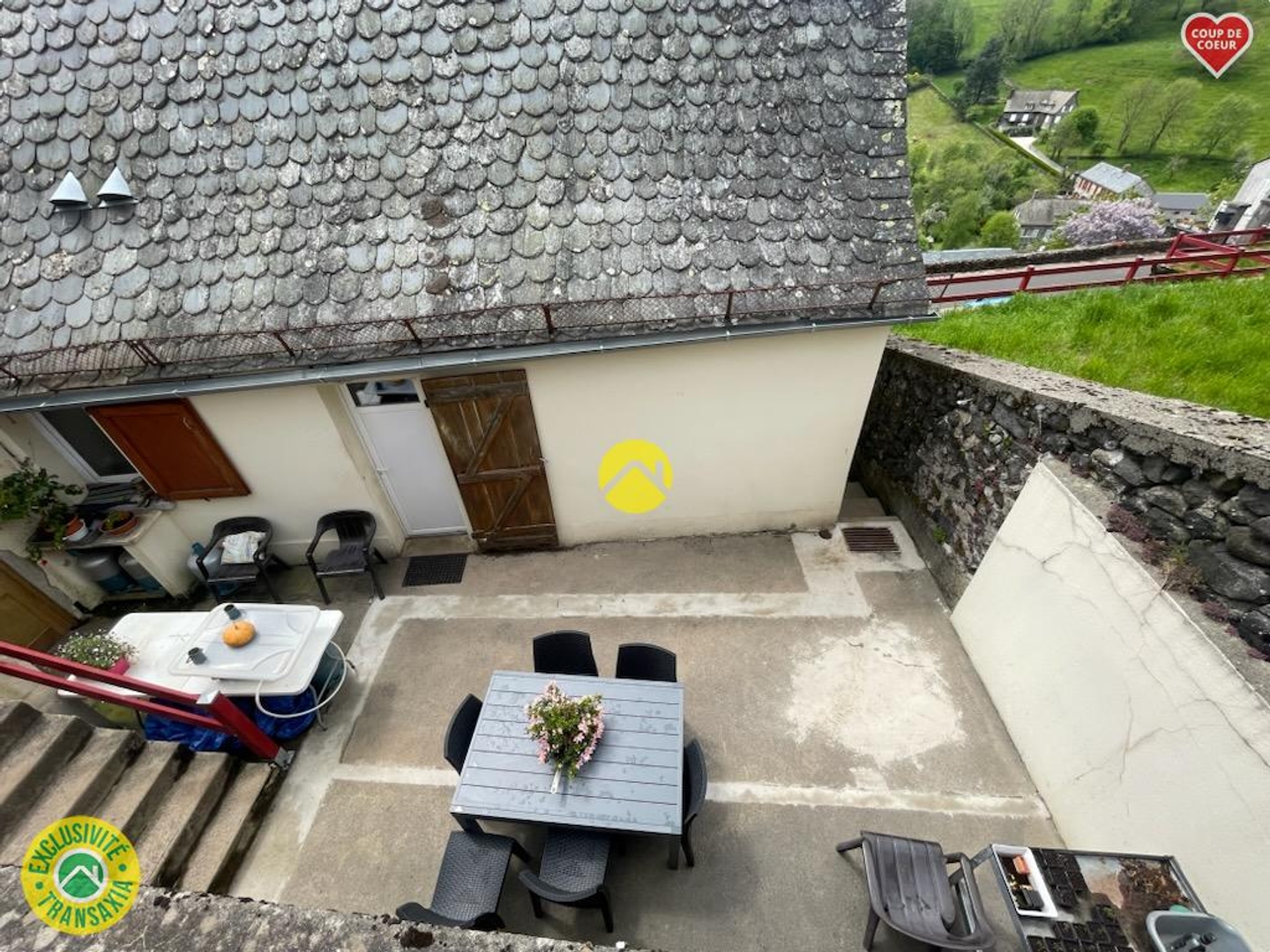 Appartement à vendre - 3 pièces - 51m2 - Pierrefort (15230)