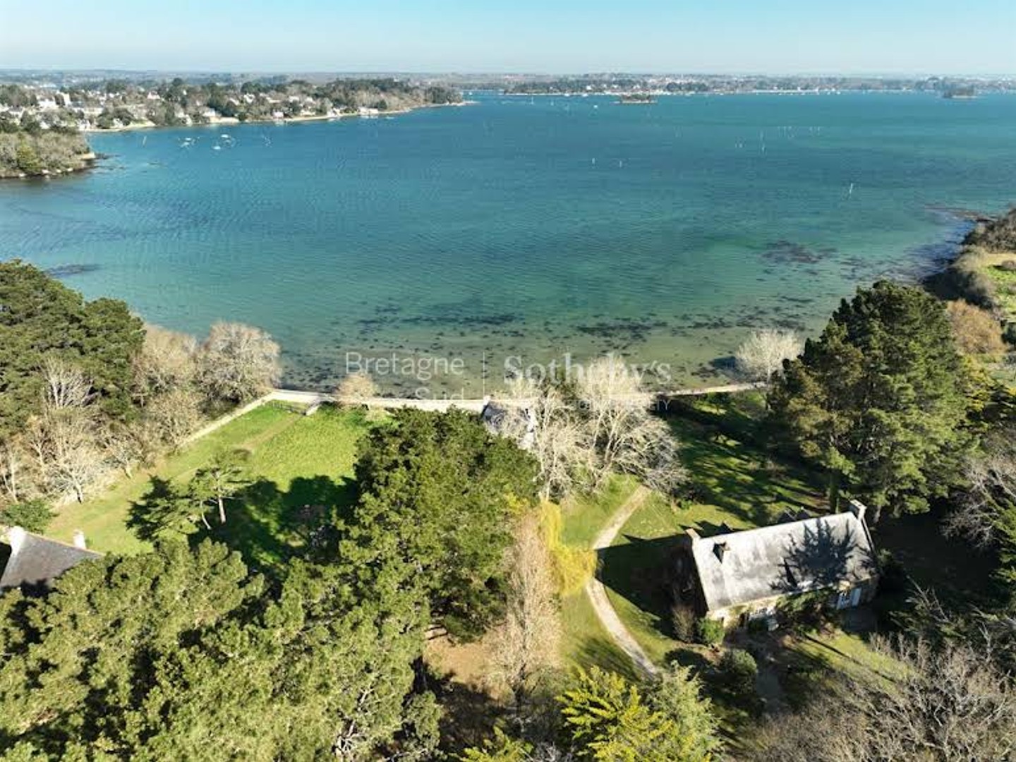 Maison 9 pièces 262 m²