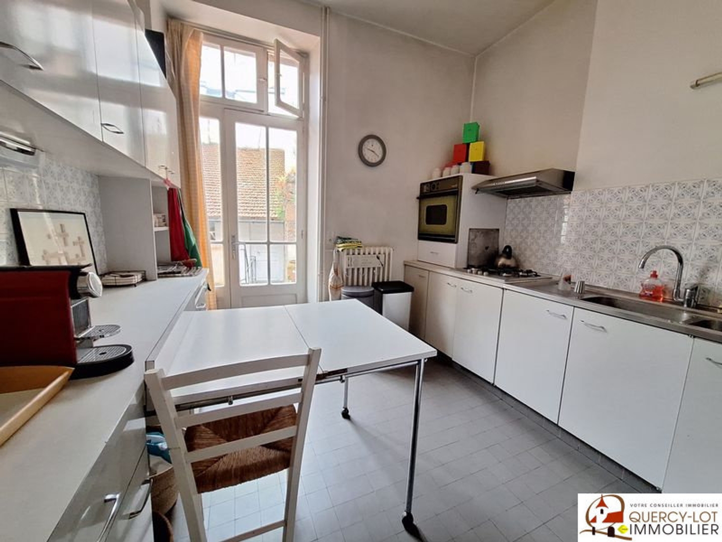 Maison à vendre - 7 pièces - 232m2 - Saint-Céré (46400)