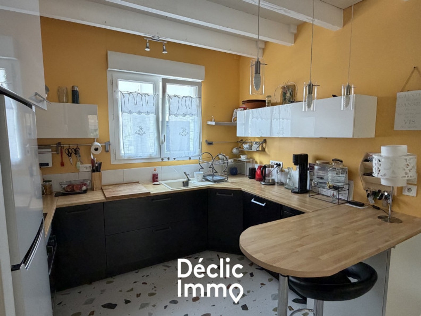 Maison à vendre - 6 pièces - 91m2 - Rochefort (17300)
