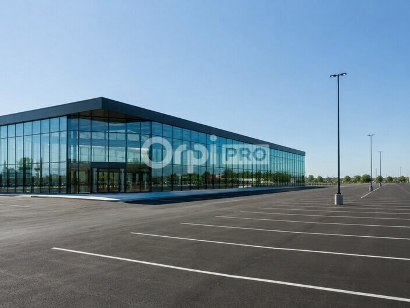 LOCAL COMMERCIAL A VENDRE