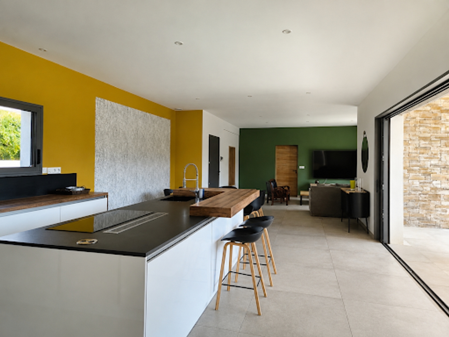Maison à vendre - 5 pièces - 145m2 - Rochefort-Du-Gard (30650)
