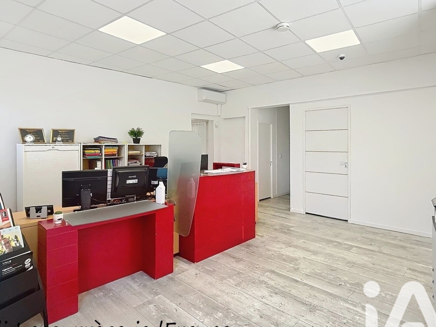 Locaux à vendre - 1 pièce - 101m2 - Lons (64140)