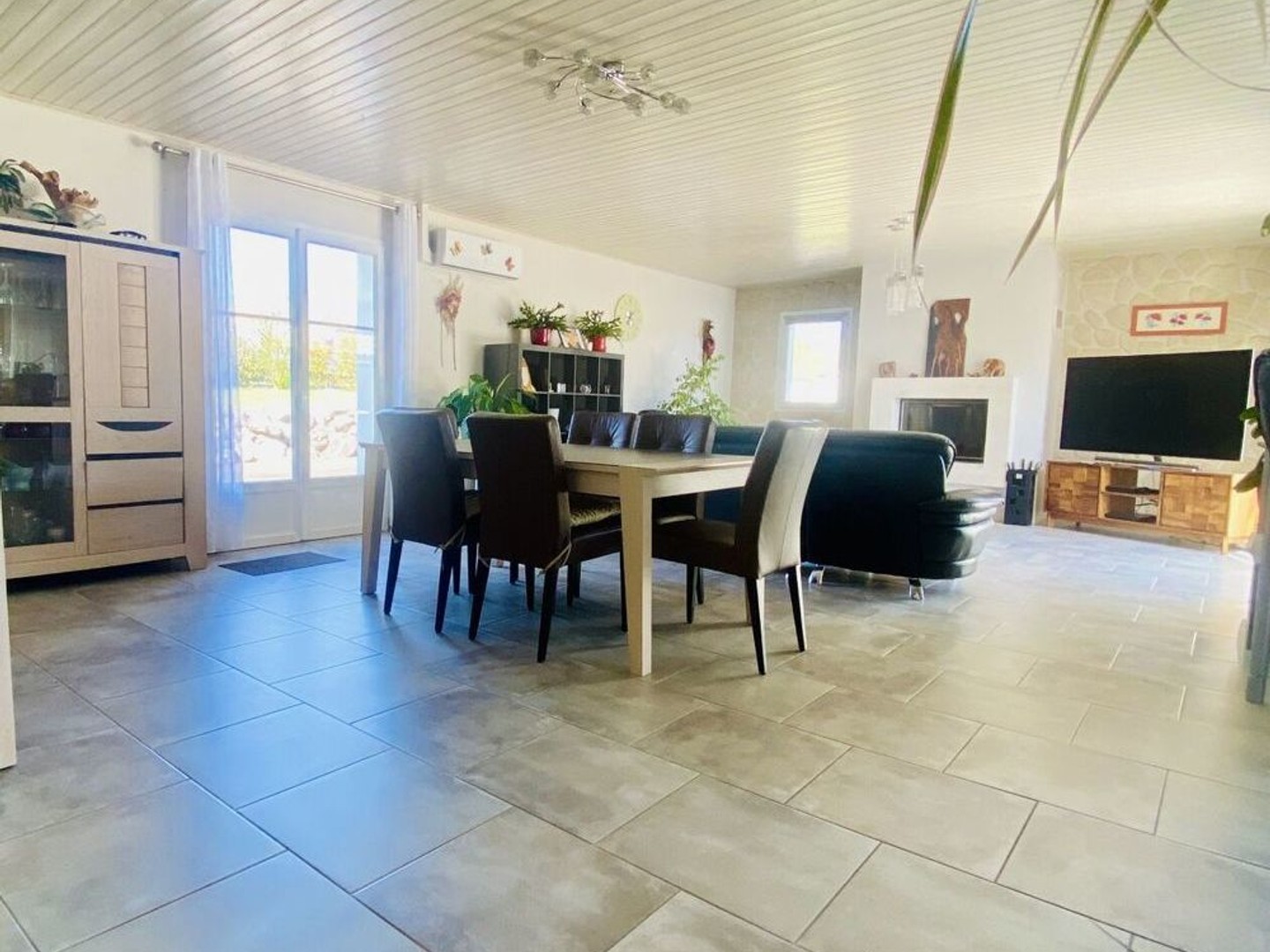 Maison à vendre - 7 pièces - 159m2 - Le Champ-Saint-Père (85540)