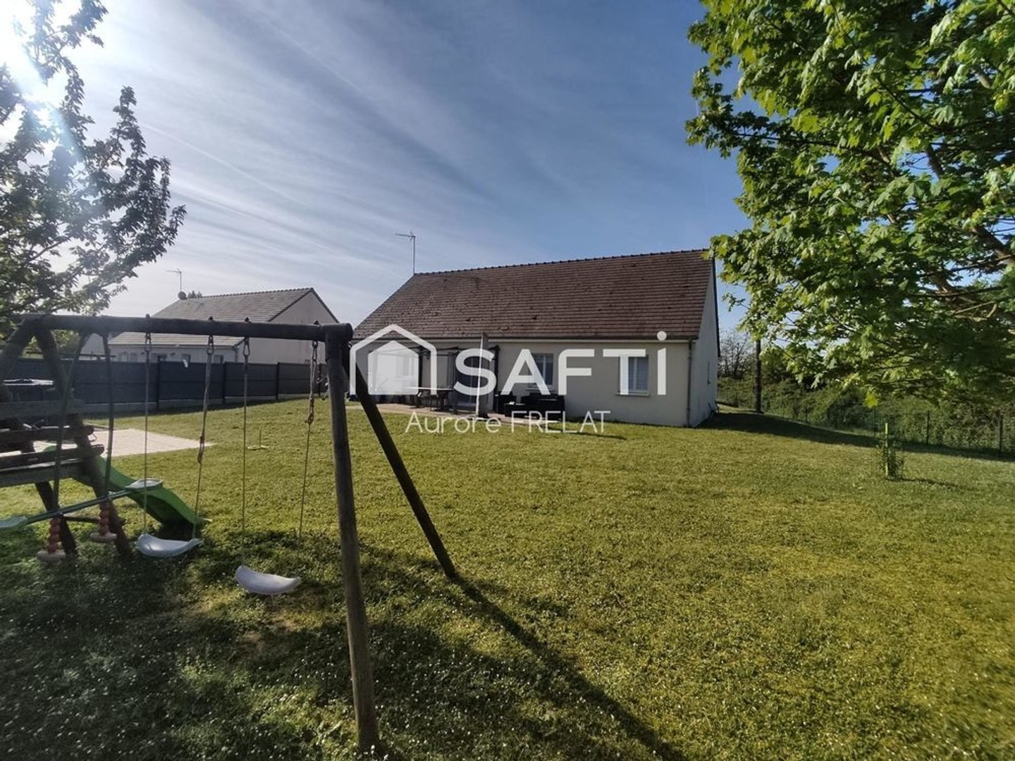 Maison à vendre - 4 pièces - 94m2 - Noyant-De-Touraine (37800)