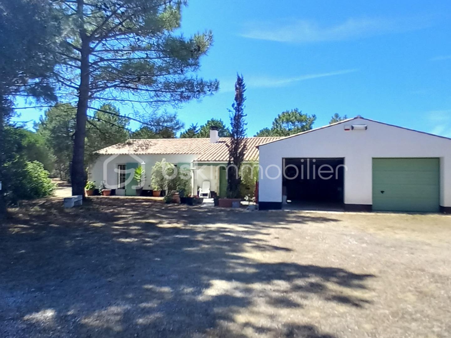 Maison à vendre - 5 pièces - 199m2 - Saint-Georges-D'o... (17190)