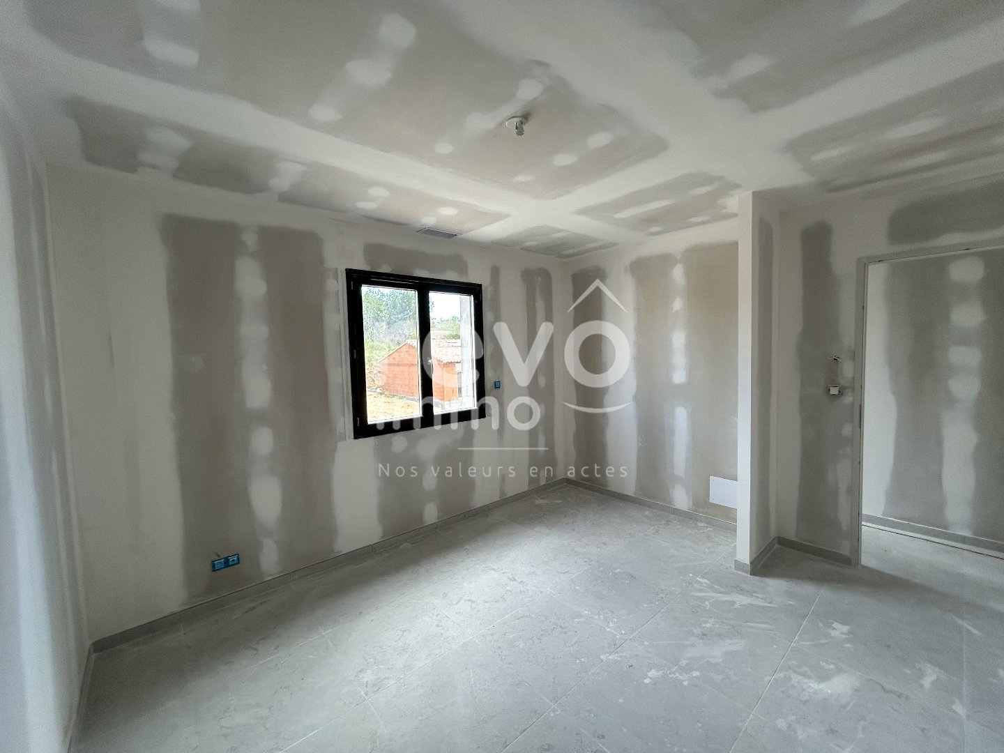 Maison à vendre - 4 pièces - 118m2 - Pézenas (34120)