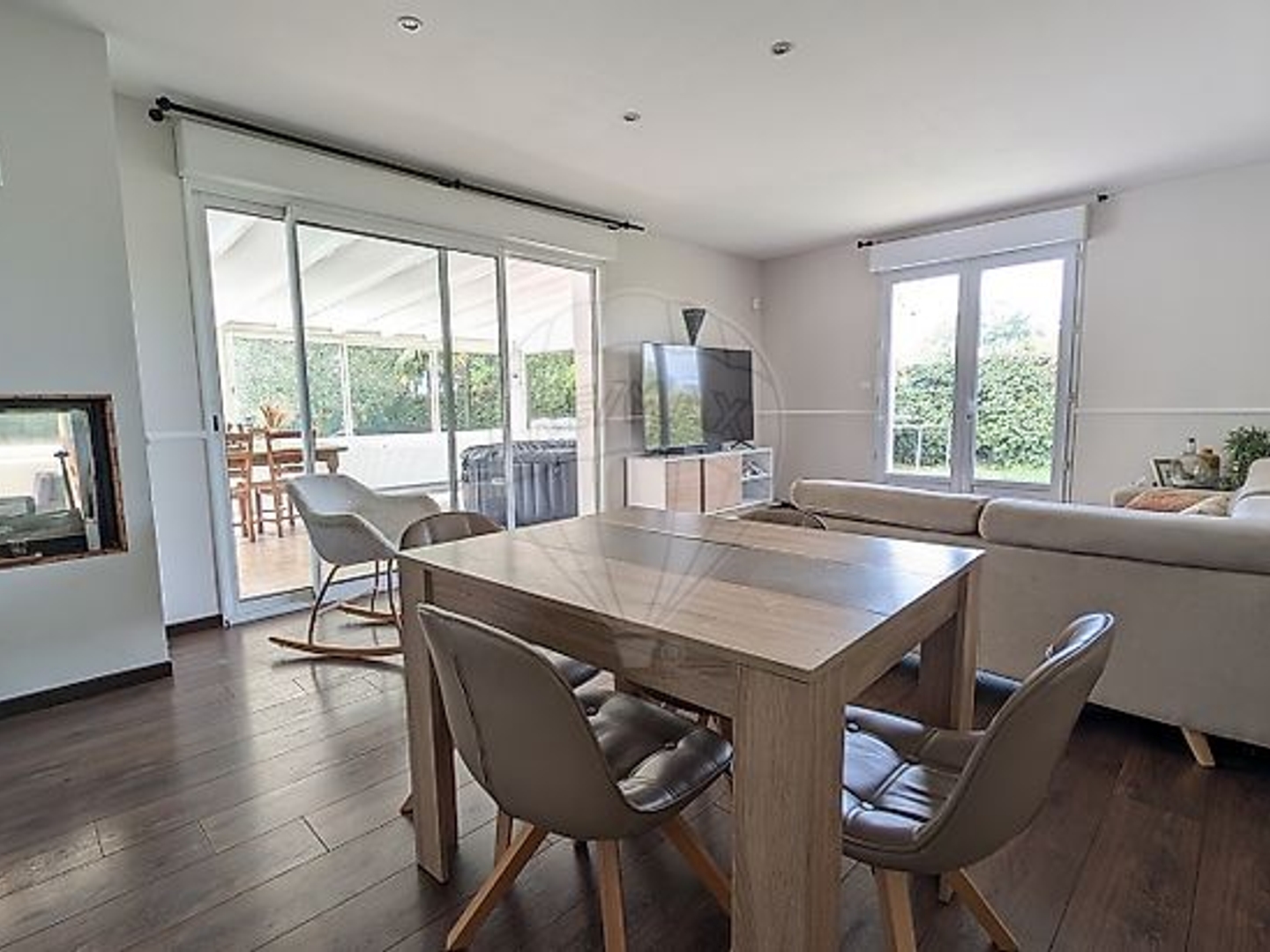 Maison à vendre - 4 pièces - 134m2 - Breuillet (17920)