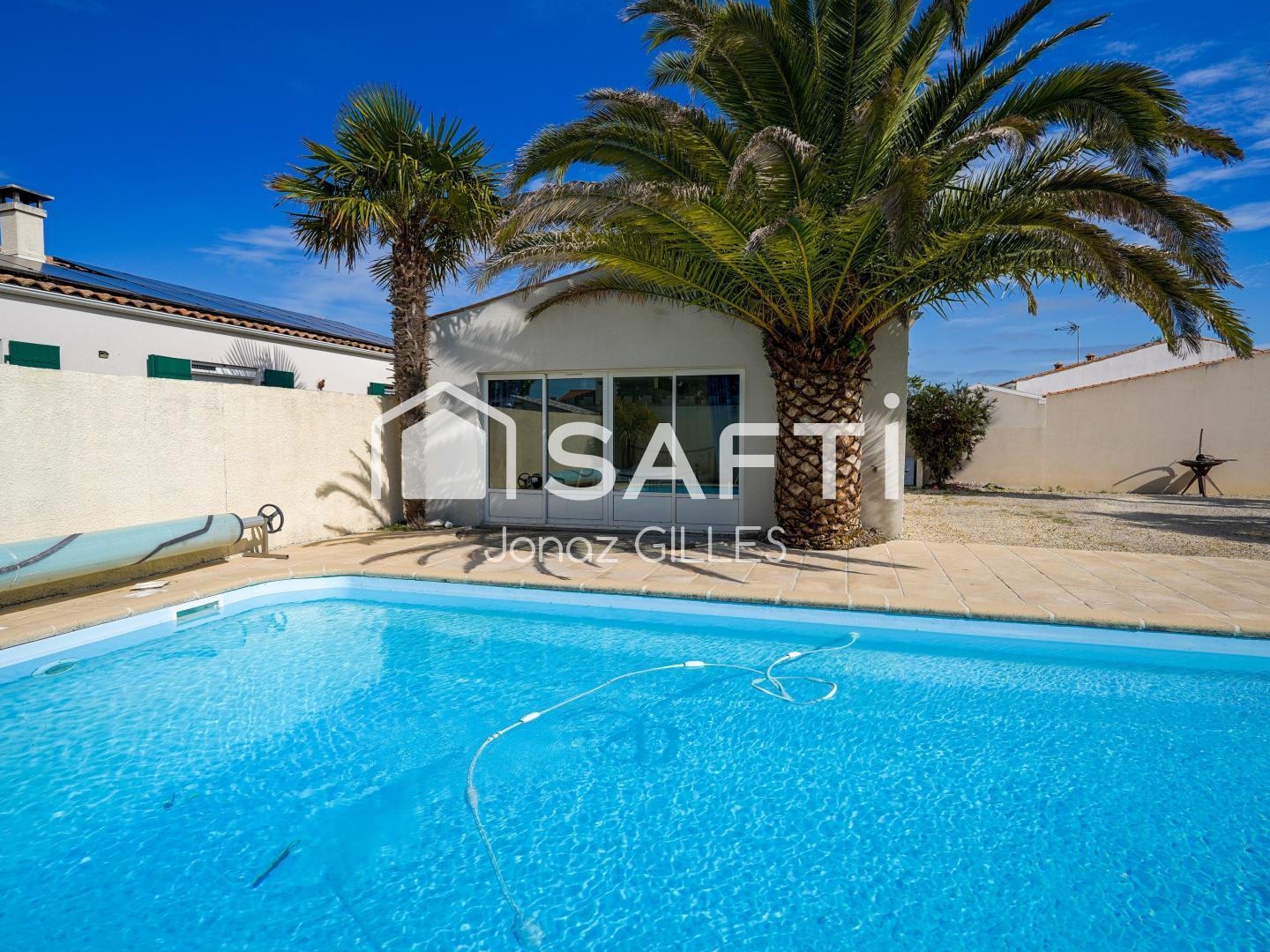 Appartement à vendre - 5 pièces - 145m2 - Dolus-D'oléron (17550)