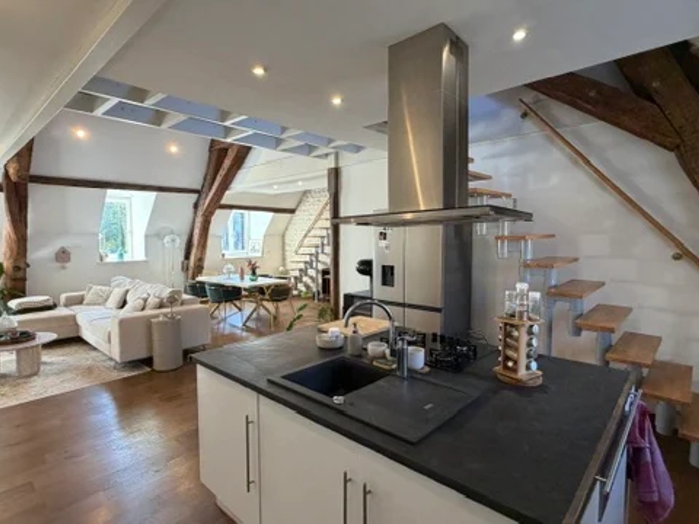 Appartement à vendre - 6 pièces - 87m2 - Dijon (21000)