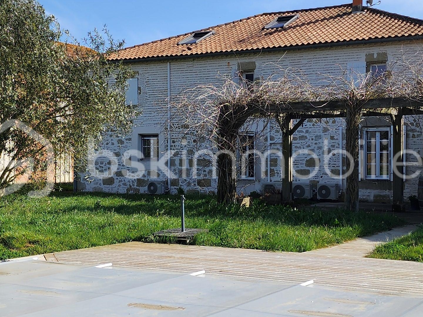Maison à vendre - 10 pièces - 286m2 - Gontaud-De-Nogaret (47400)