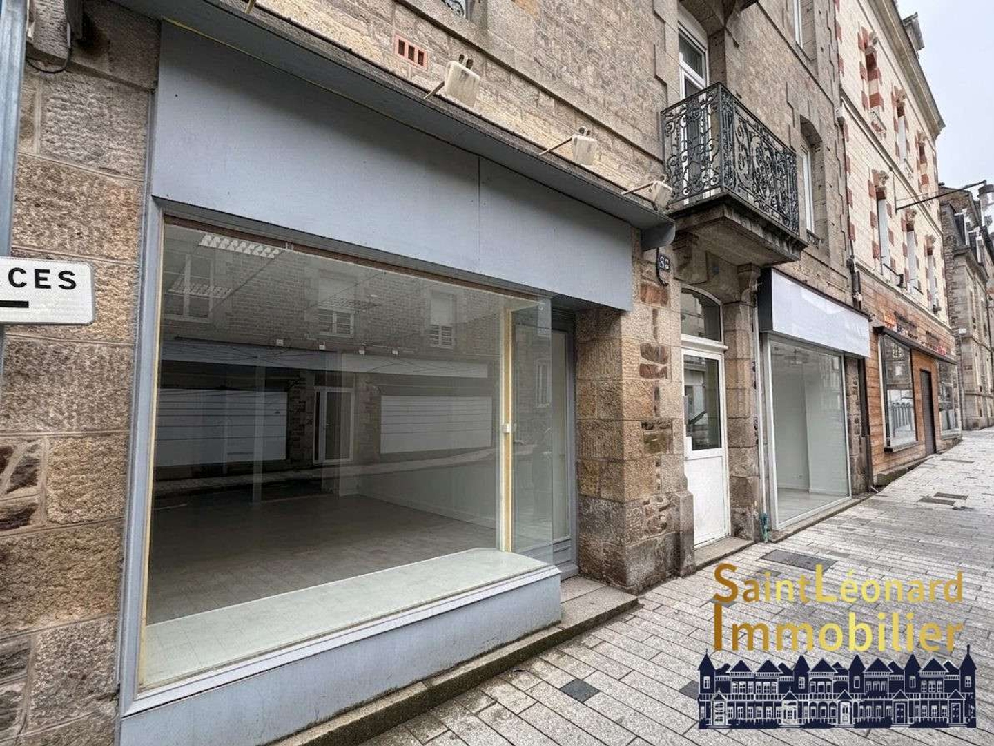 Local 2 pièces 52 m²
