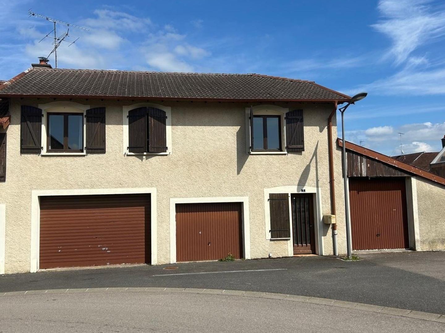 Maison à vendre - 15 pièces - 450m2 - Liffol-Le-Grand (88350)