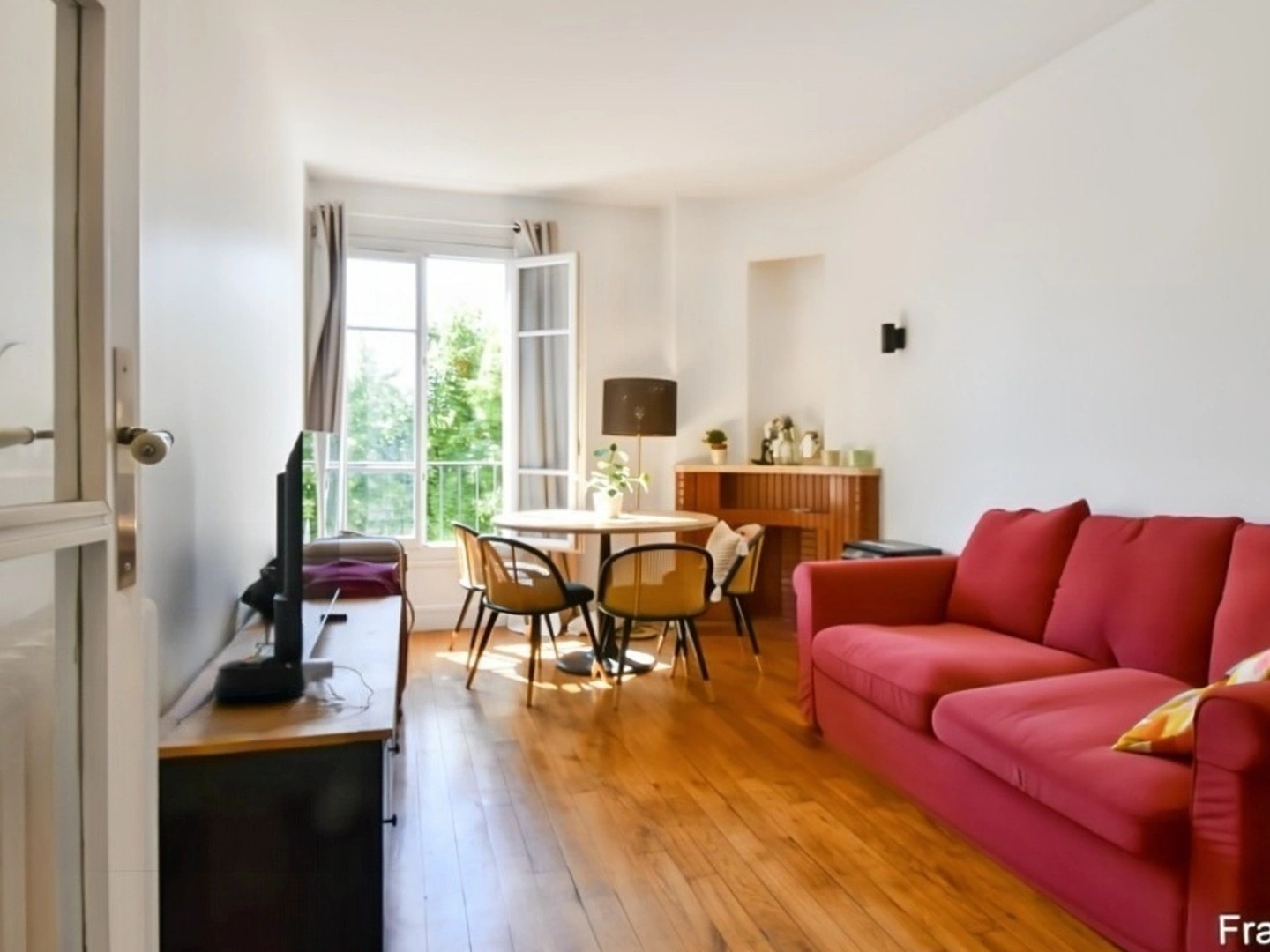 Appartement à vendre - 2 pièces - 46m2 - Enghien-Les-Bains (95880)