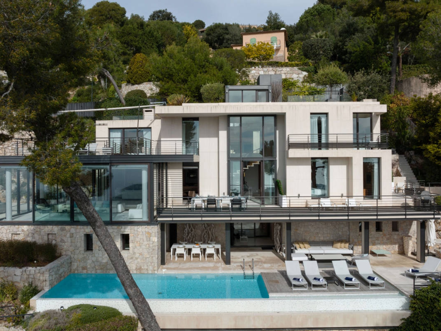 Maison à vendre - 6 pièces - 363m2 - Villefranche-Sur-Mer (06230)