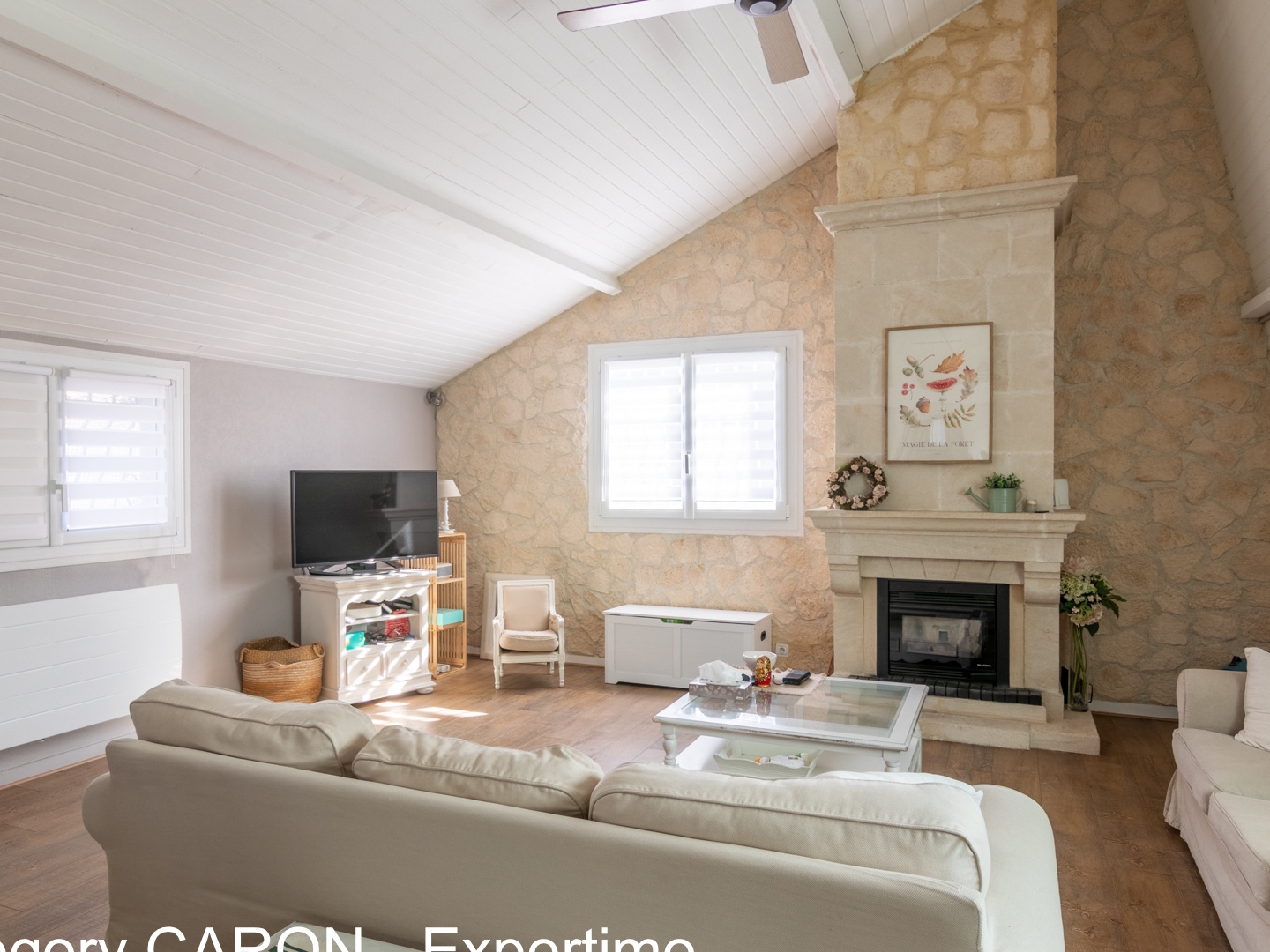 APPARTEMENT ATYPIQUE ESPRIT LOFT AVEC TERRASSE ET PARKING
