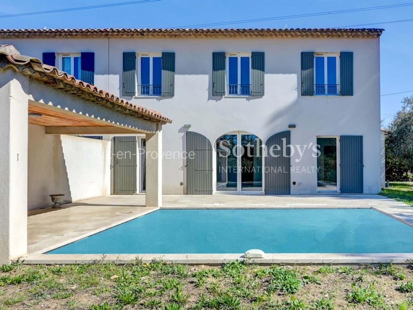 Mas mitoyen piscine garage