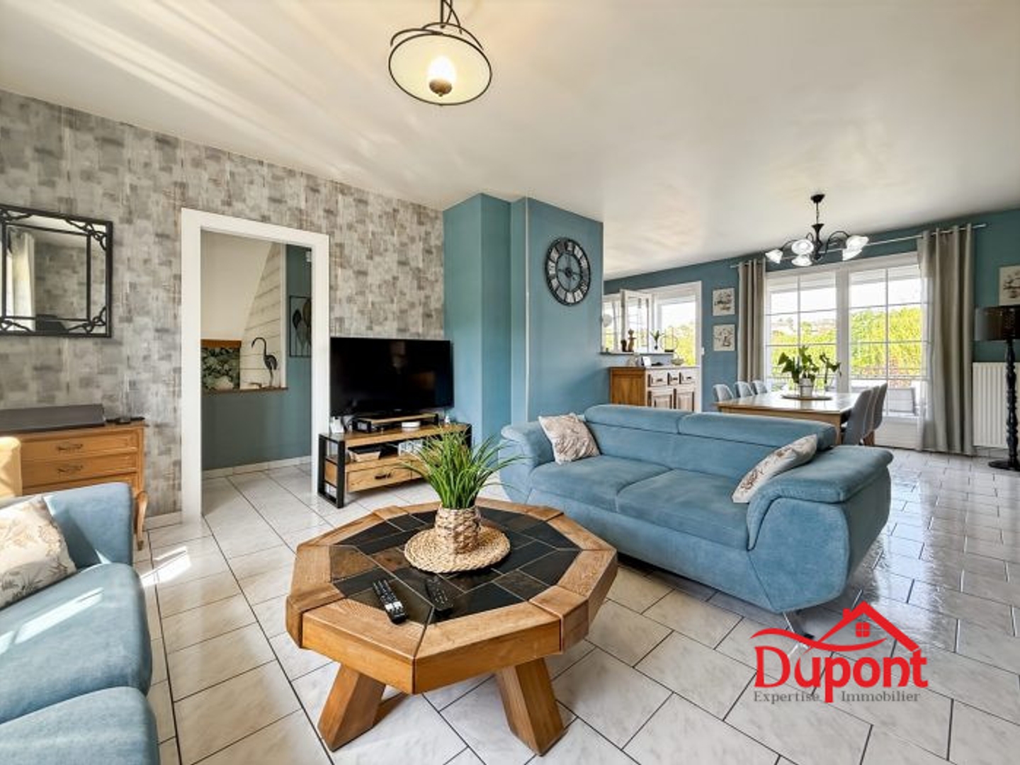 Maison individuelle 4 chambres , sous-sol et jardin à Vireux-Molhain
