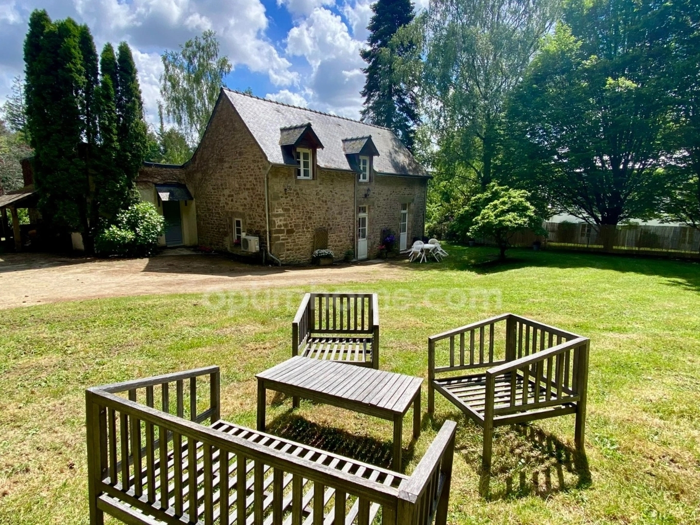 Maison avec piscine !