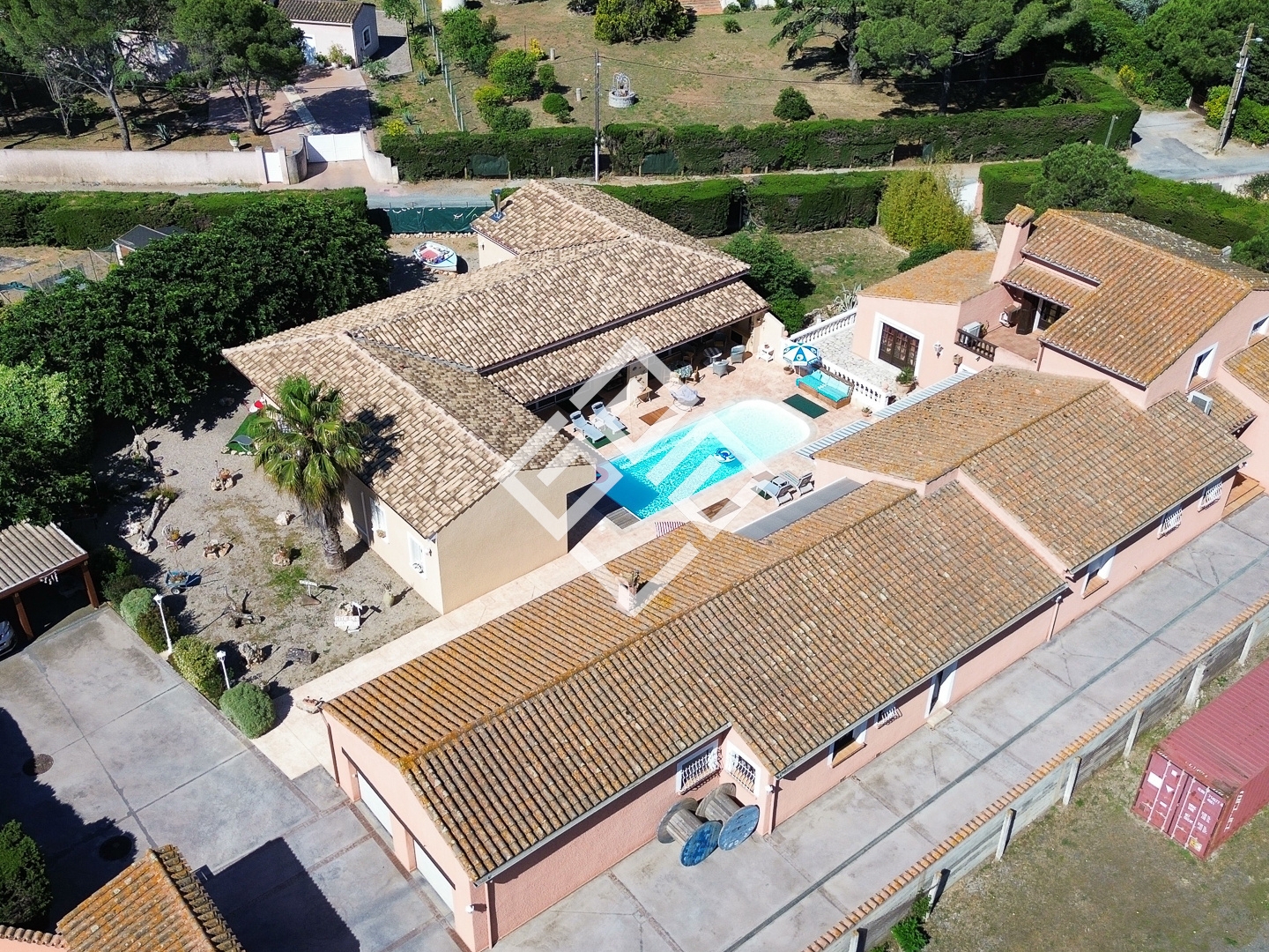 Maison à vendre - 12 pièces - 494m2 - Lézignan-Corbières (11200)