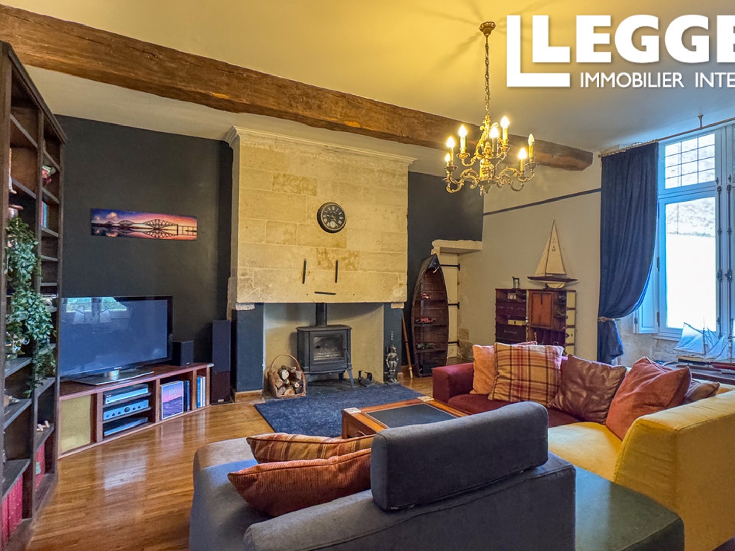 Maison à vendre - 15 pièces - 495m2 - Saint-Hilaire-Des... (85240)