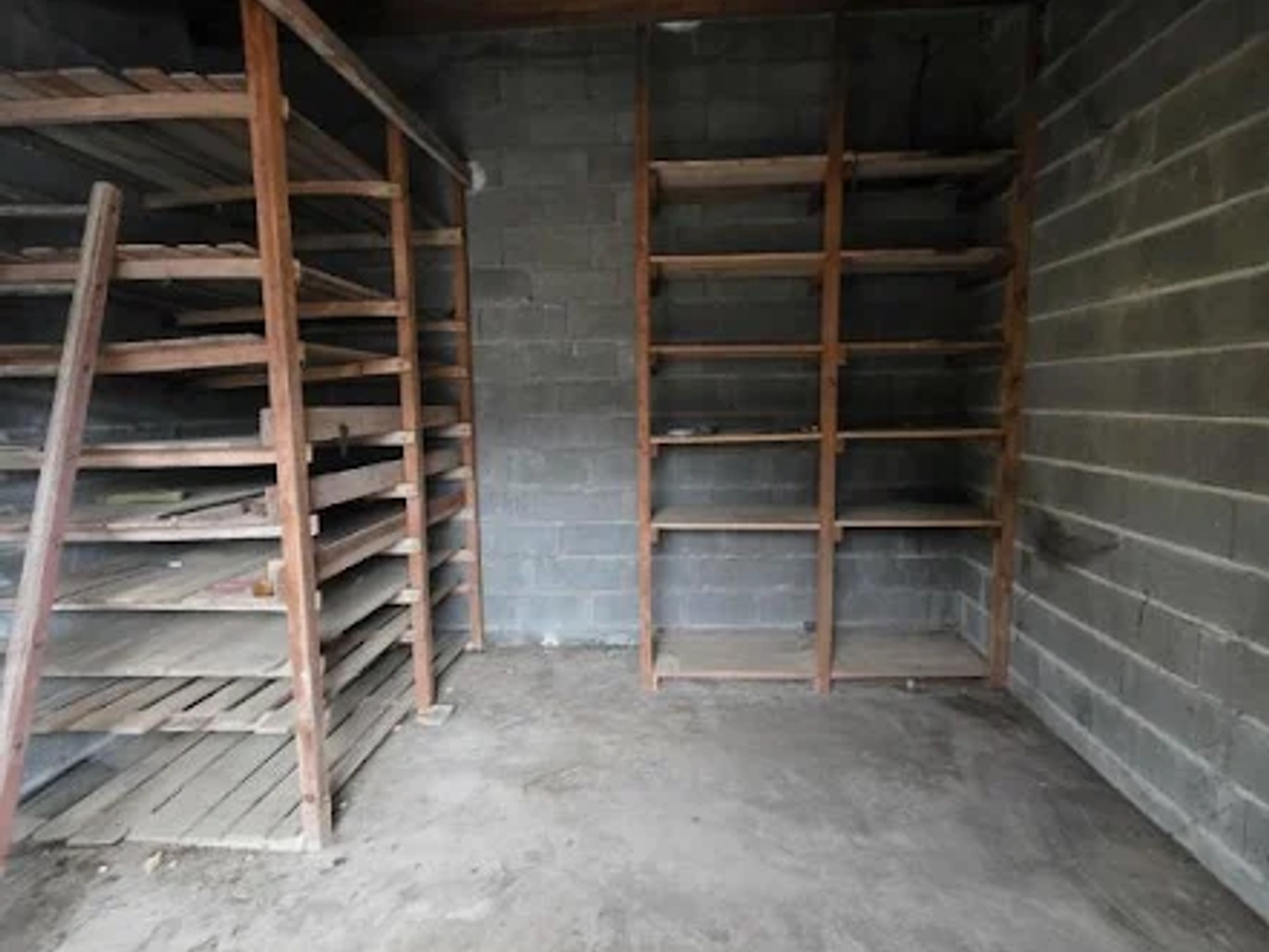 Locaux à vendre - 2680m2 - Authon (41310)