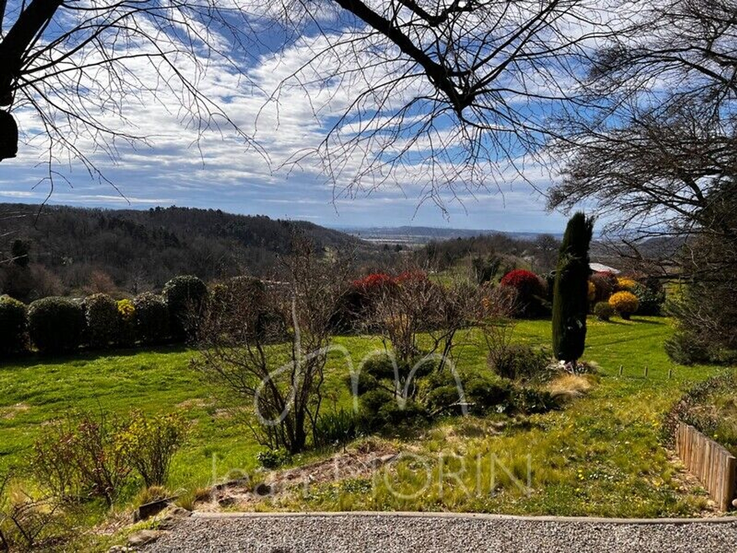 Maison à vendre - 9 pièces - 250m2 - Saint-Bardoux (26260)