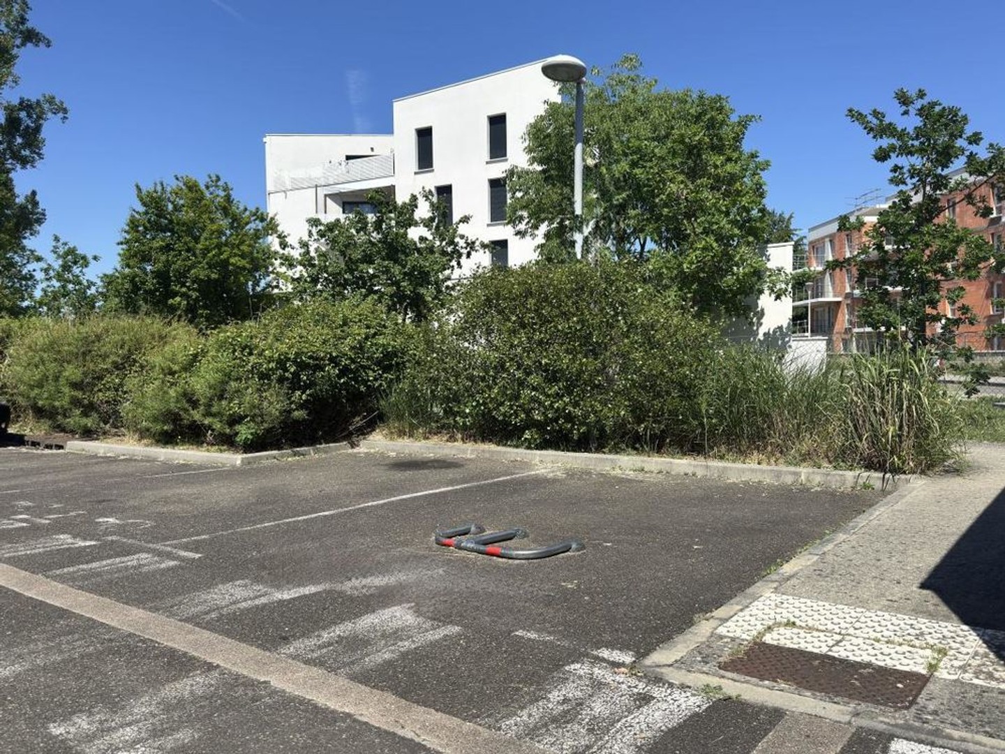 Parking / garage / box à vendre - Villenave-D'ornon (33140)