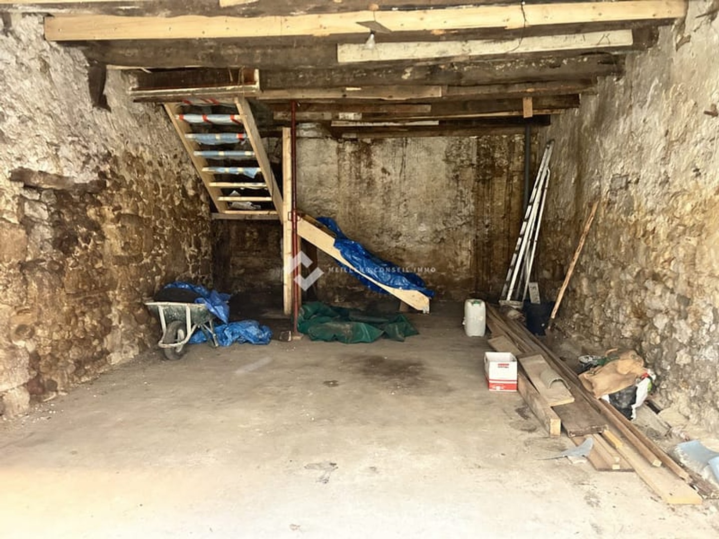 Garage 60 m²